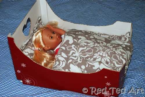 dolls-cardboard-box-bed