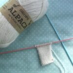 Tiny bunny knitting pattern