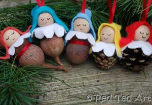 pine cone elves