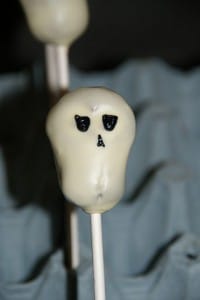 skull cake pops