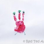 Handprint Crafts Aliens