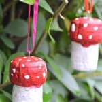 Homemade Christmas Ornament Craft for Kids