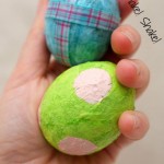 DIY Maracas - thrifty crafts shake