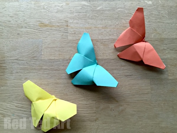 Origami Butterflies how to - easy paper butterflies for children to learn and get into paper crafts