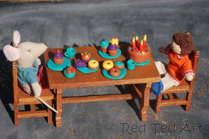 dolls-house-tea-party