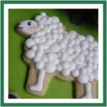 Lamb cookie icing