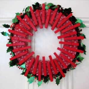 Peg Chirstmas Wreath