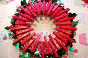 Peg Chirstmas Wreath