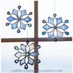 easy christmas crafts snowflake christmas craft ideas