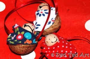 walnuss wiegenkinder walnut cradle craft