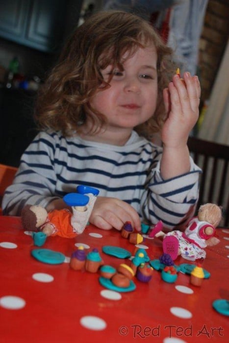 dolls house play