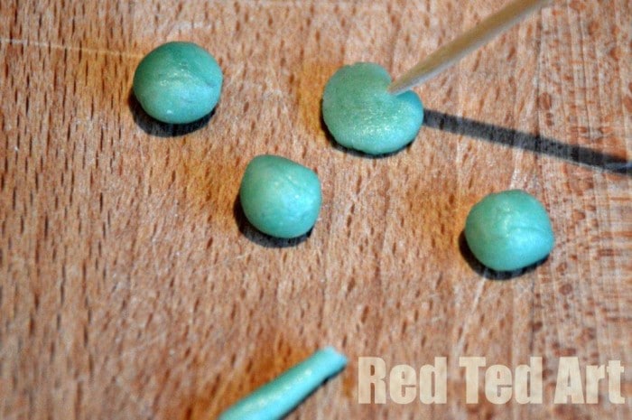 Four leafed clover how to