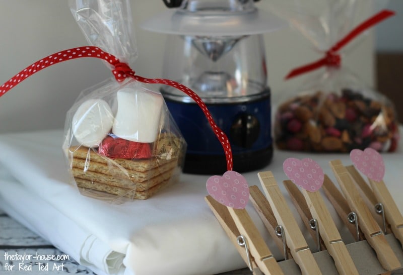 Gifts Kids Can Make - Fort Kit