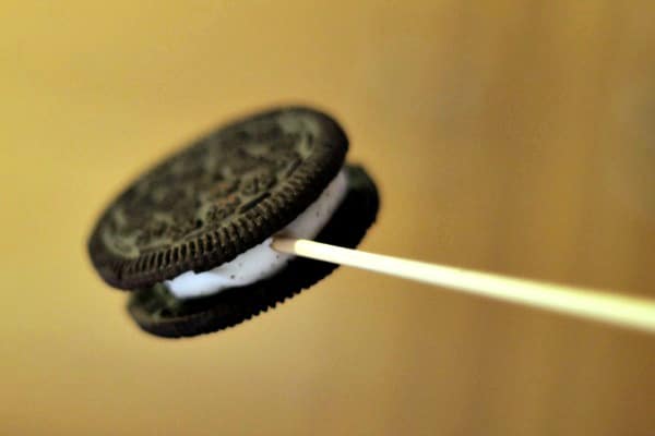 No Bake Oreo Cookie Pop Bouquet