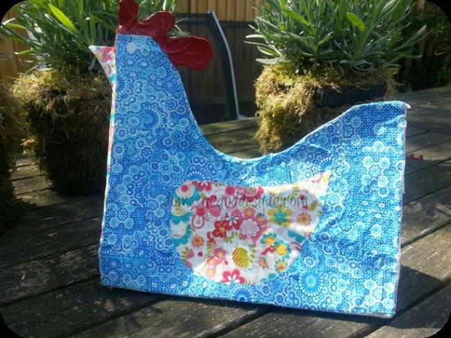 paper-mache-hen