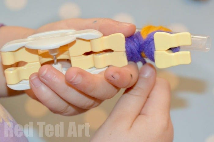 Pom pom makers for kids