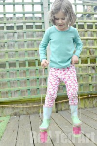 Stilts for kids - tin can crafts