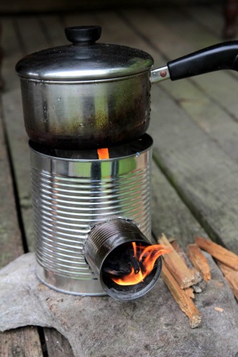 tin can rocket stove