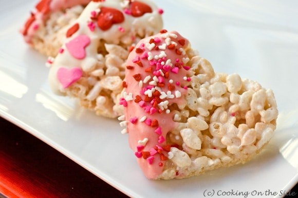 Heart-Shaped-Rice-Krispies-Treats-close-580