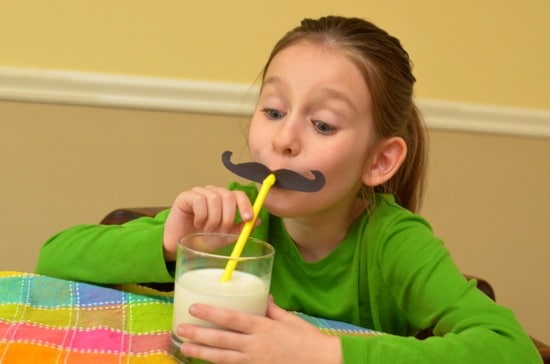 moustache straws