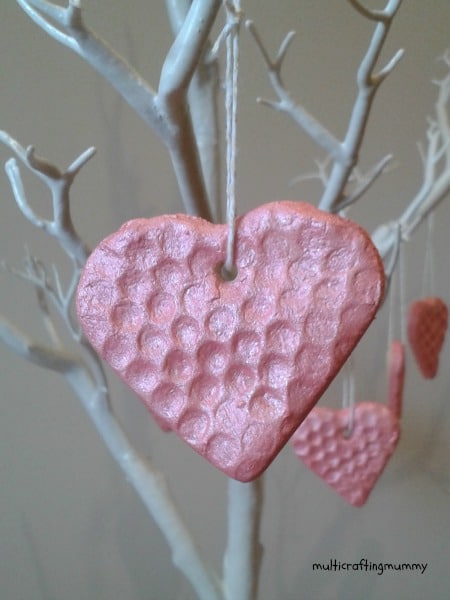 saltdough hearts bubble wrap crafts