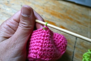 baby booties crochet pattern 13