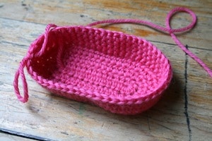 baby booties crochet pattern 8