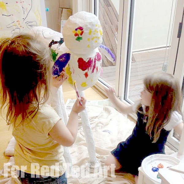 How to make Papier Mache Sculptures - shaun the sheep - papier maching - painting