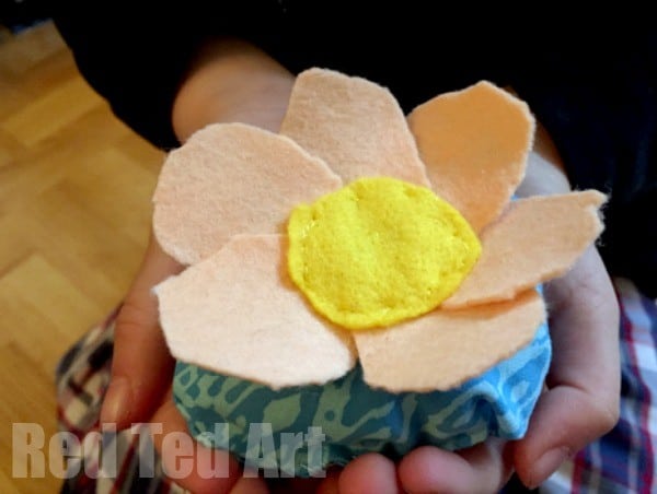 Teaching kids to sew - a simple flower lavendar cushion
