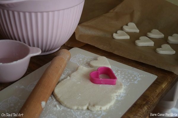 DIY Conversation Heart Necklace - how to make salt dough valentines day gifts for kids. Easy Conversation Heart Craft for kids