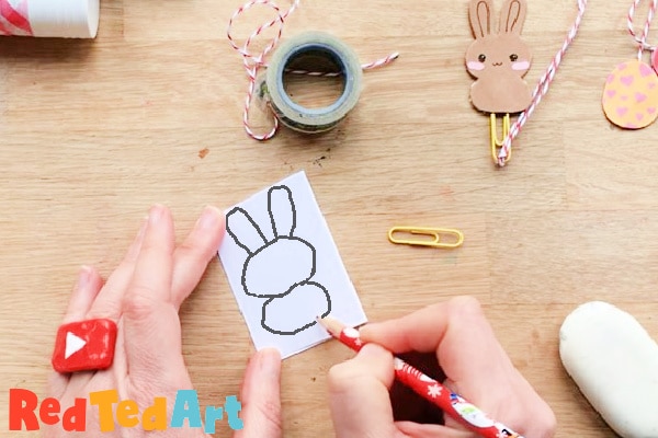 simple bunny outline