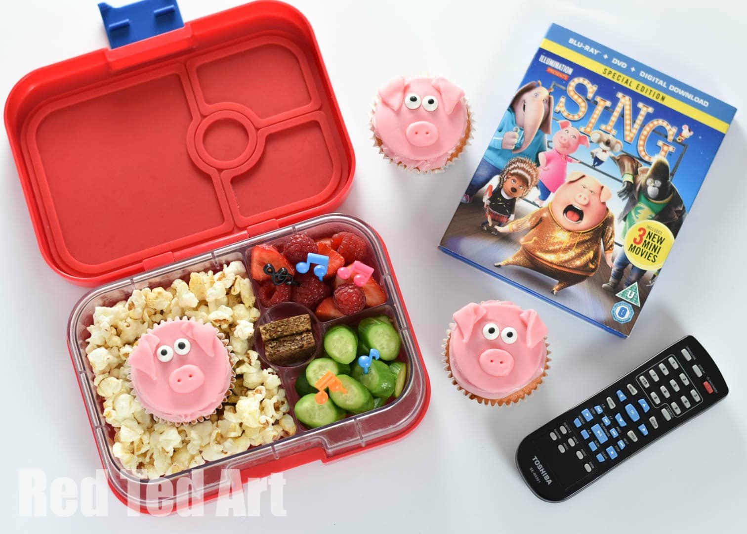 Pig Cupcakes – fun movie night snacks