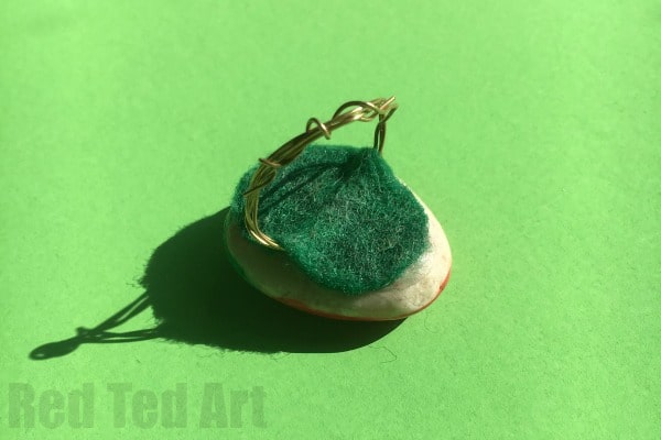 DIY Stone Ring - Kawaii Strawberry Ring DIY - Love a good ROCK DIY? Check out these super duper cute rock rings. They are a perfect summer keepsake as well as summer accessory. So fun. And we made our own "ring base" too, so you don't need to go out and buy fancy stuff!