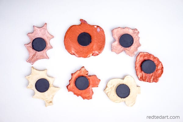 Leaf Magnets w/ Wiggle Eyes… Easy Fall Craft – Inspire-Create