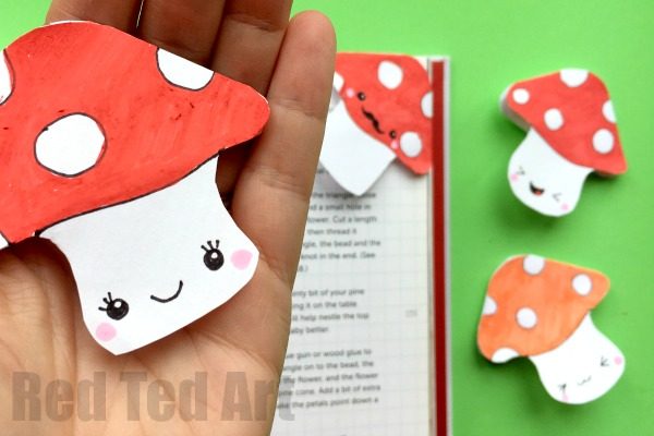 Mushroom Corner Bookmark Design - Red Ted Art - Kids Crafts