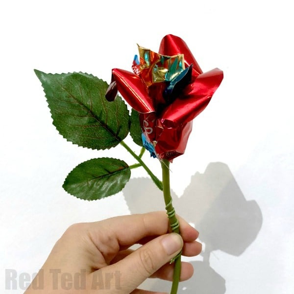 How to make a Rose with Foil Wrappers – Thanks A Bunch