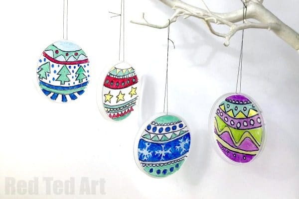 DIY Stained Glass Effect Plastic Lid Christmas Ornaments - Red Ted Art ...