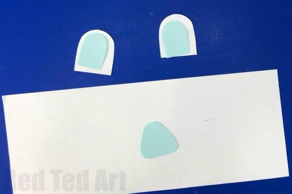 Easy Polar Bear Desk Tidy - 5 minute craft for Winter or Christmas. Make these super cute Polar Bear Pencil Pots from paper and tin cans. Recycled Craft
