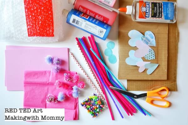 Easy Recycled Love Bugs - a great Valentines Craft for kids. Get creative with recycled cardboard and other bits for Valentines. Great Valentines Art for Kids and Preschoolers #Valentines #recycled #lovebugs #kids #preschool