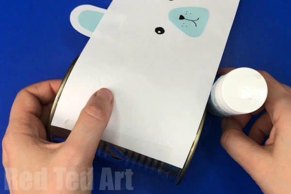 Easy Polar Bear Desk Tidy - 5 minute craft for Winter or Christmas. Make these super cute Polar Bear Pencil Pots from paper and tin cans. Recycled Craft