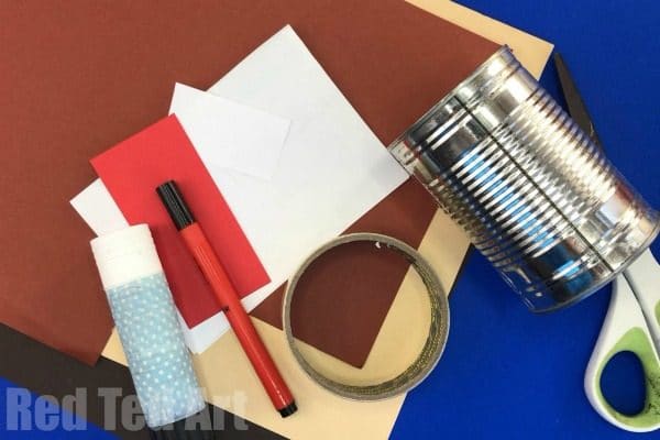 Easy DIY Reindeer Desk Tidy or Reinder Pencil Pot DIY! A great 5 minute craft for Christmas. Upcycle a tin can and transfrom it with paper to make Rudolph