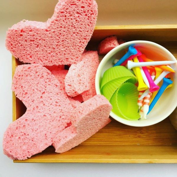 Easy Process Art Activity for Preschoolers this Valentine's. Set up a Sponge Heart Cakes Creation Station. Wonderful Sensory Play this Valentines. Easy. #preschool #processart #sensory #valentines