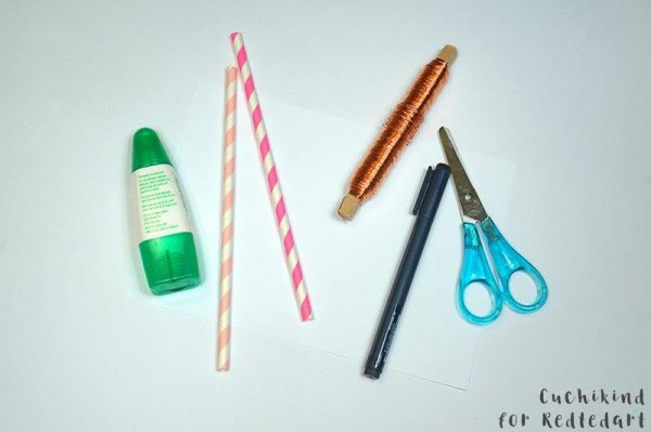Fun Straw Crafts for Valentine's Day. Quirky Paper Straw Arts and Crafts ideas for kids. 5minute crafts for drinking straws. #valentines #decorations #paperstraws #straws