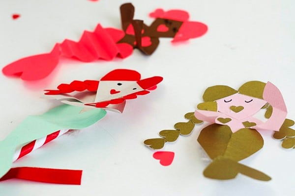Heart Mermaid Valentine's Day Craft - Adorable Heart Valentine's Ideas. Paper Mermaid Crafts for Valentine's. How to make a Mermaid Valentines Card