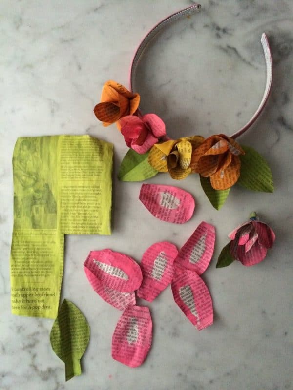 Eco & Thrifty, but still GORGEOUS. Fun ways to craft with Newspapers this Easter. Inexpensive craft ideas for Easter. Find Easter Crafts with Newspaper ideas. Great Easter inspiration for all ages. Love newspaper diy crafts and ideas!