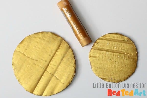 Two cardboard circles to make medal base