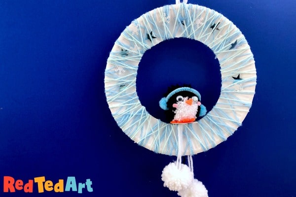 Penguin Pom Pom Wreath made with Paper Plates