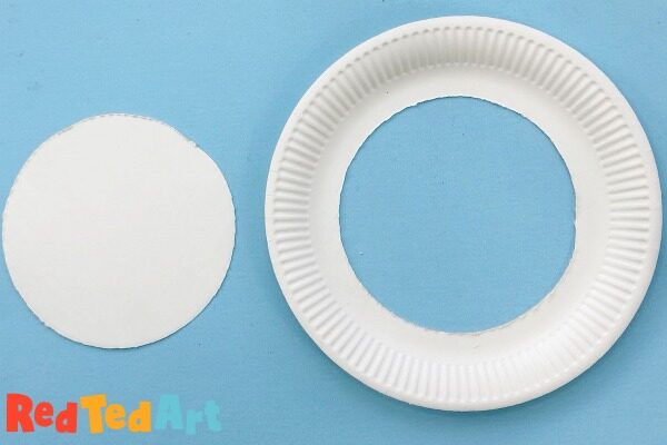 Paper Plate Wreath