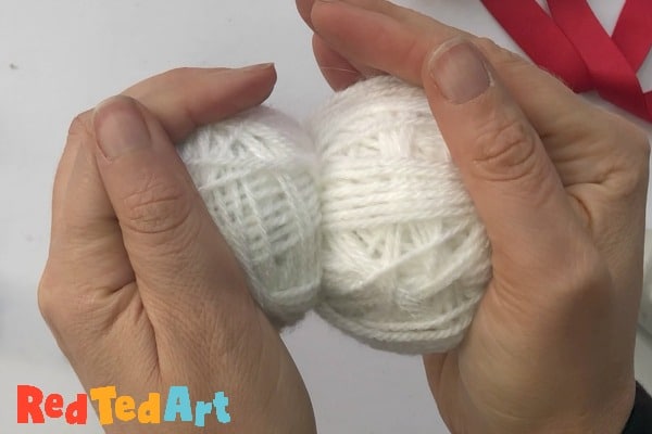 connecting the yarn balls