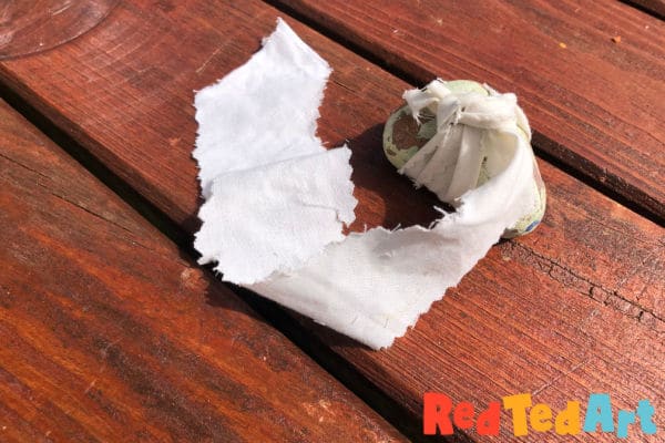 tie the fabric for self watering